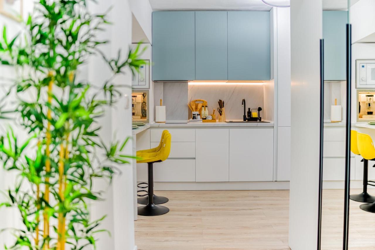Hi Apartament Bucureşti