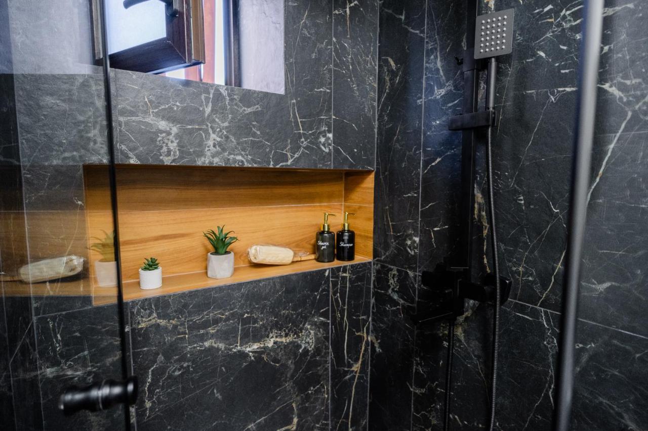 Hi Apartament Bucureşti